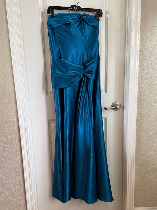 Jessica McClintock Dresses & Skirts - Jessica McClintock Women’s Formal Dress